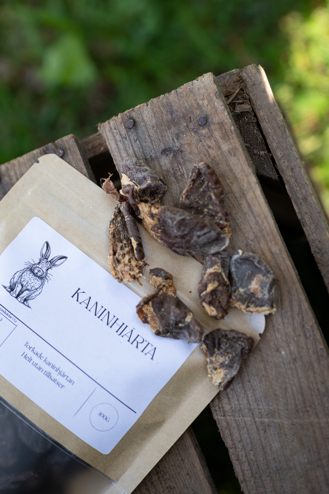 Torkade Kaninhjärtan – Naturligt & Lättsmält Hundgodis